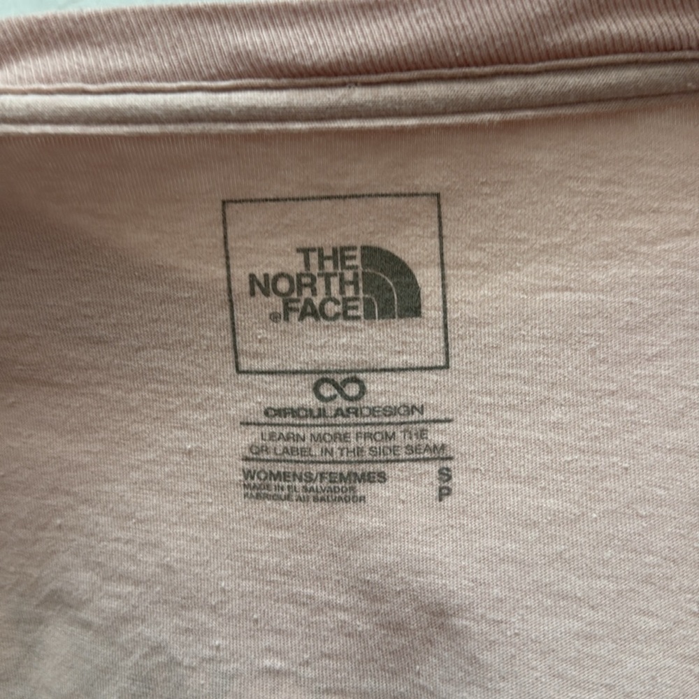 Women’s The North Face Acadia - The Jewel of Maine National Park T-Shirt. Size S - Picture 4 of 10